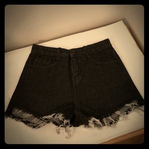 SALE NWOT Black Jean Short-Shorts with Fringe